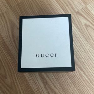 Women’s Gucci Watch really good condition